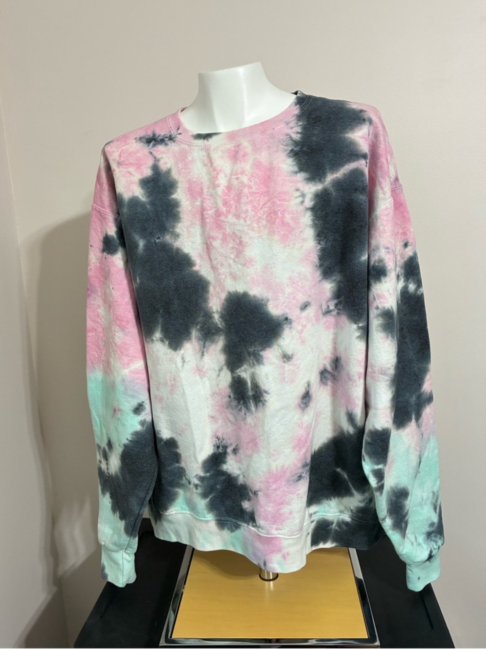 Artist Union Clothing Co. Pink & Mint Tie-Dye Sweatshirt Size Large